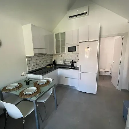 Silencioso Y Agradable Tatil Evi